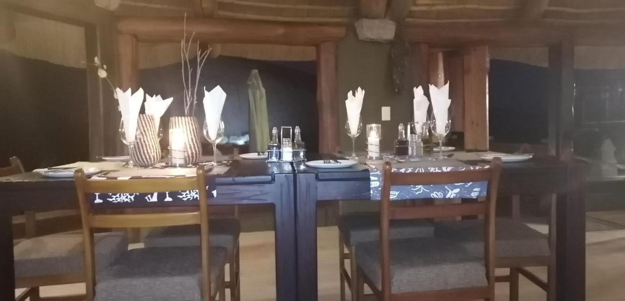 Ondudu Safari Lodge Omaruru Kültér fotó
