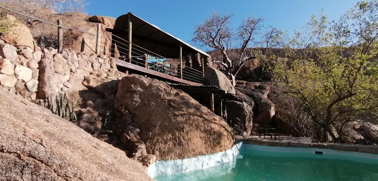 Ondudu Safari Lodge Omaruru Kültér fotó