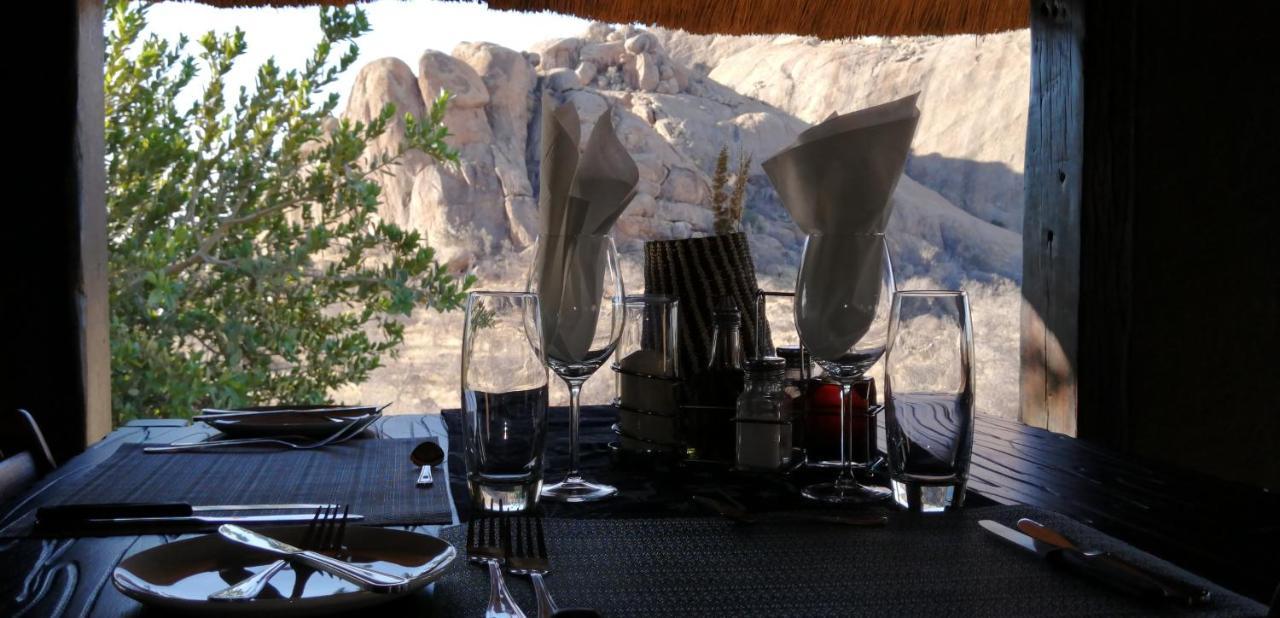 Ondudu Safari Lodge Omaruru Kültér fotó
