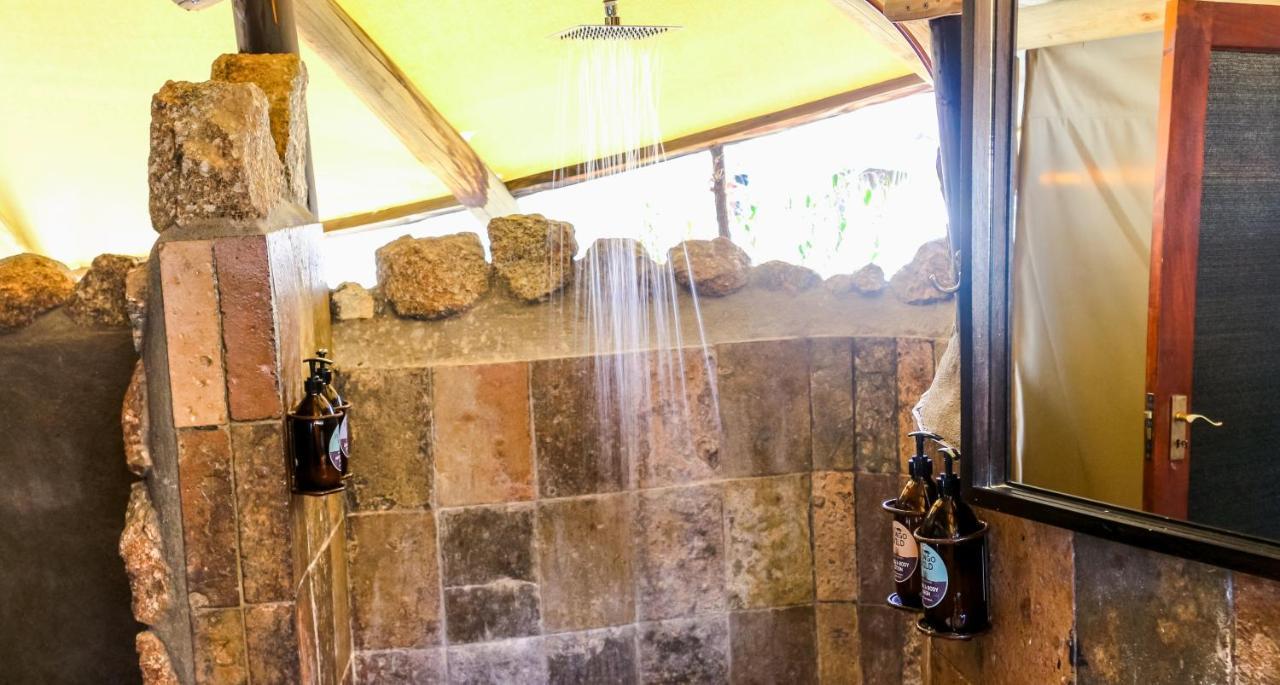Ondudu Safari Lodge Omaruru Kültér fotó