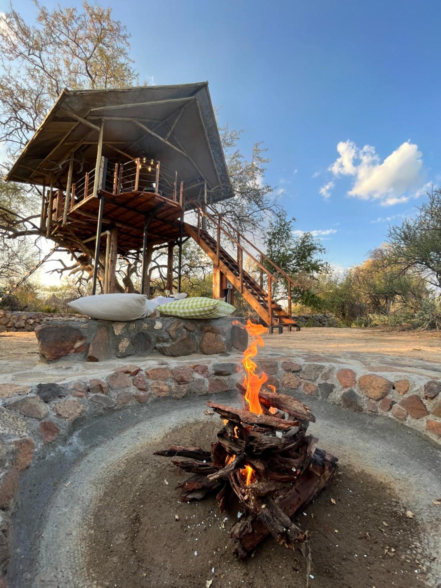 Ondudu Safari Lodge Omaruru Kültér fotó